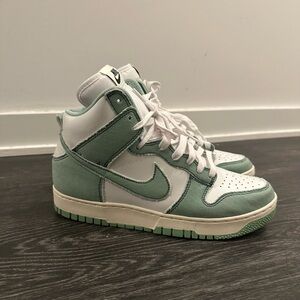 Nike women’s High-Top Sneakers in Mint Green and White